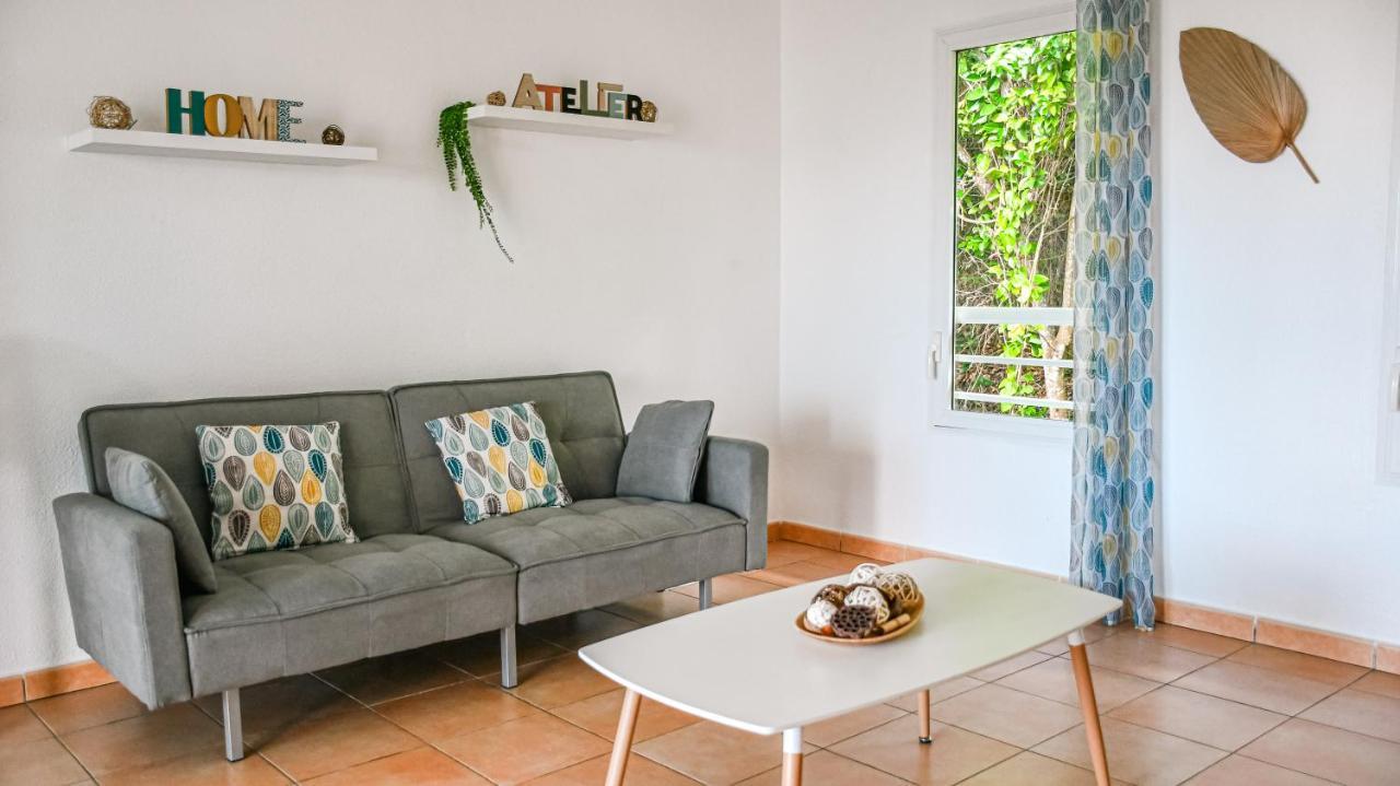 Charmant Appartement Aux Abymes Les Abymes Buitenkant foto